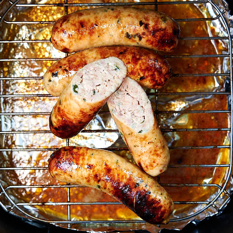 Hähnchenwurst in der Heißluftfritteuse